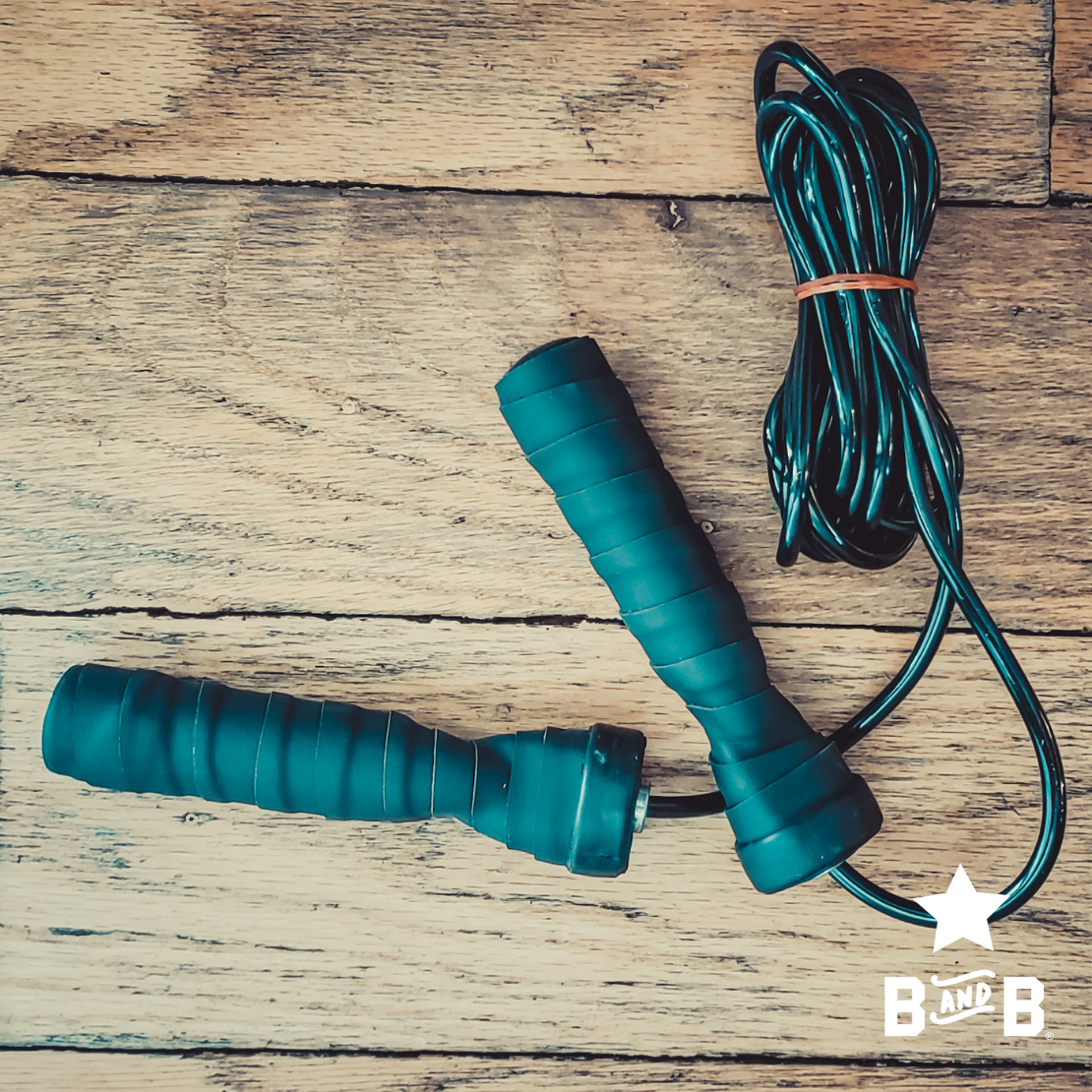 black jump rope